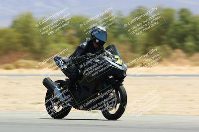 media/May-15-2022-SoCal Trackdays (Sun) [[33a09aef31]]/Turn 7 (1145am)/